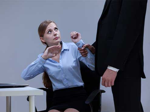 Assédio sexual e discriminação: diferenças e consequências